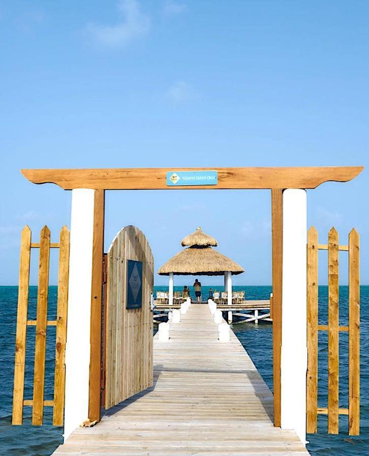 Villa Velento Oceanfront #2 à Caye Caulker Extérieur photo